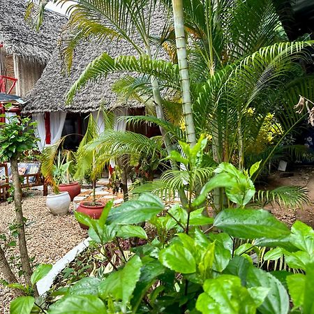 Pole Pole House Hotel Nungwi Exterior photo